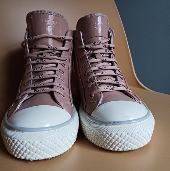 Valentino Garavani GIGGIES VLTN High-Top Sneakers size 38,US Size 8 - Picture 5 of 13